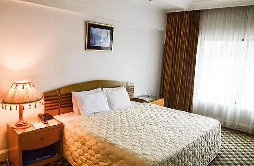 Hotel Washington Dhaka 4*,